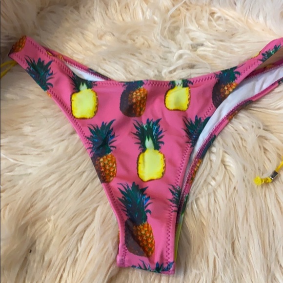 Bikini two piece - Picture 3 of 4